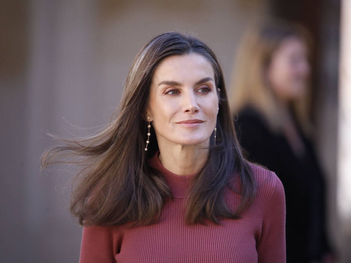 Pendientes Sure Jewels: Elegancia y Solidaridad de la Reina Letizia en Apoyo a una Marca Valenciana